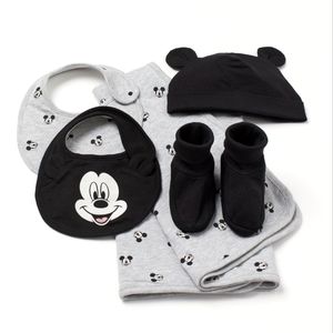 Set with a blanket,hay,slepper socks,& 2 drool bibs (h&m)